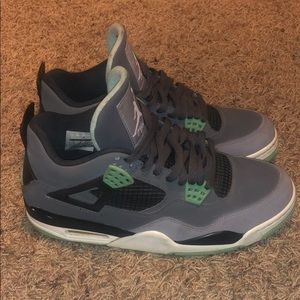 Jordan 4 Green Glow